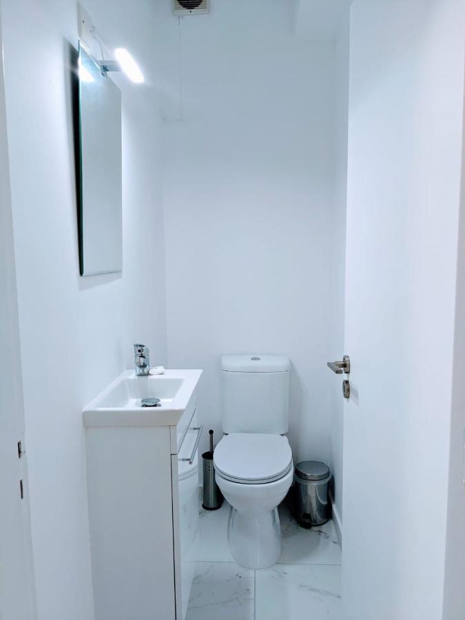 Diana Apartment Limassol Bagian luar foto